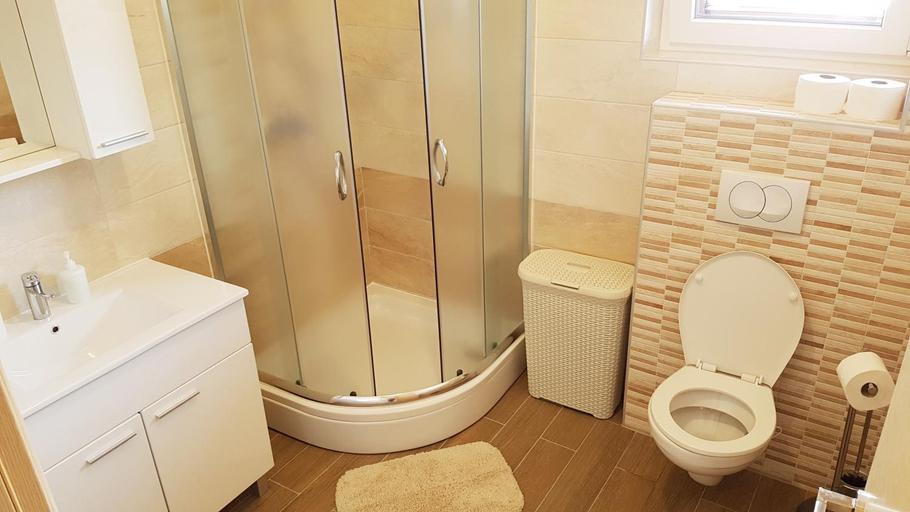 Bathroom 2, Villas Simag, Medulin