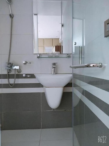 Bathroom 3, Le Yen Hotel HN- by Bay Luxury, Thanh Trì