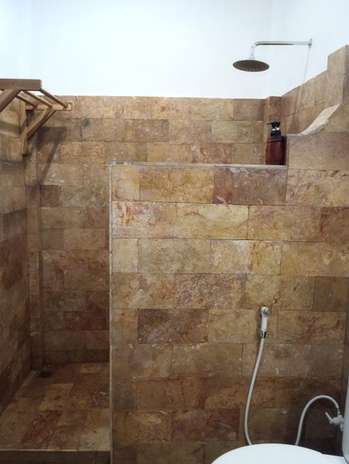 Bathroom 3, Dili Gili, Lombok