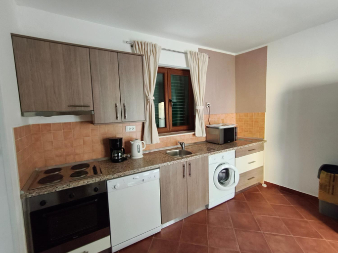 Others 4, Villa Mirta, Primošten