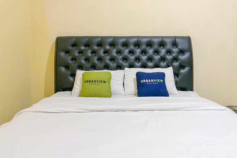 Bedroom 4, Urbanview Hotel Hikmah Syariah Majalengka, Majalengka