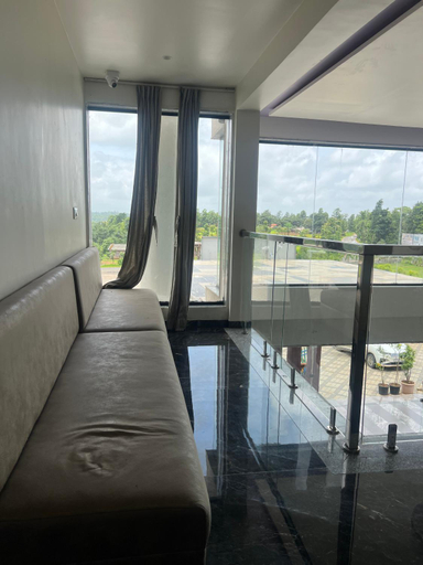Public Area 2, Daksh The Valley Resort - Saputara, The Dangs