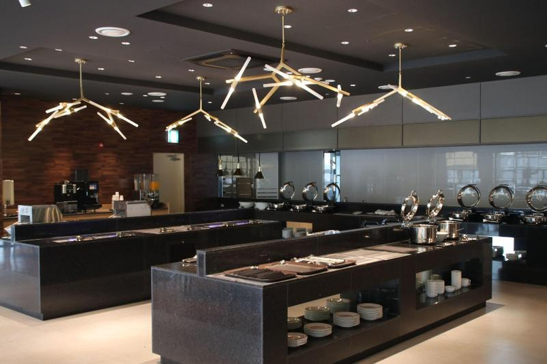 Food & Drinks 5, Rgb Sky Hotel, Jung