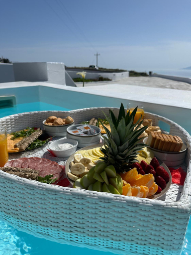 Food & Drinks 3, Lackos Luxury Suites, South Aegean