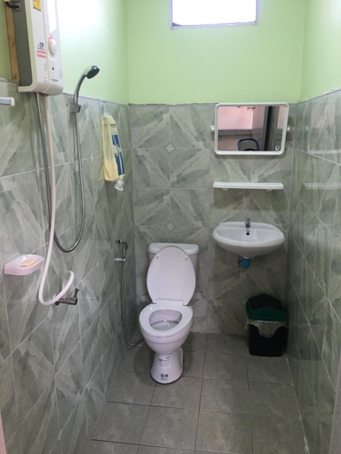 Bathroom 1, World Citizen GuestHouse, Ko Phangan