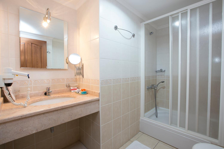 Bathroom 5, Mr. Dim Exclusive Apart Hotel, Fethiye