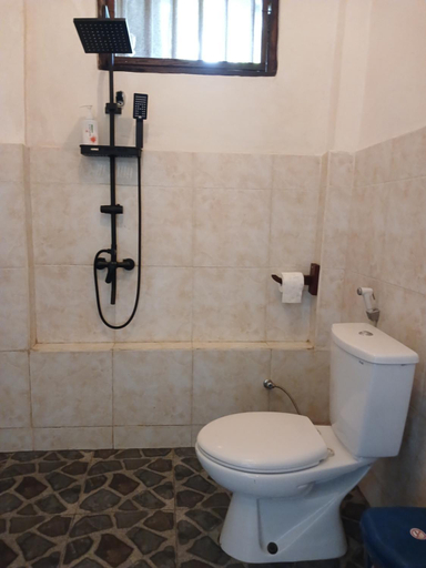 Bathroom 5, JOSEPH GUEST HOUSE, Ende