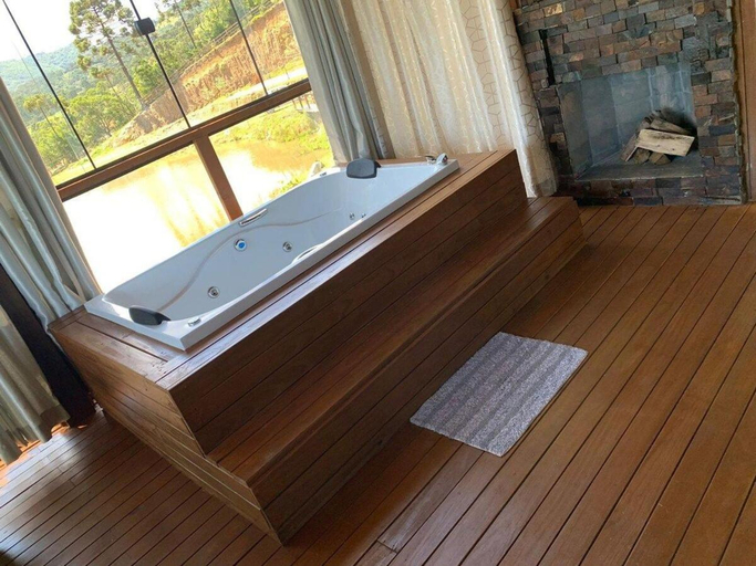 Bathroom, Recanto- Pousada Cachoeira da Neve, Urubici