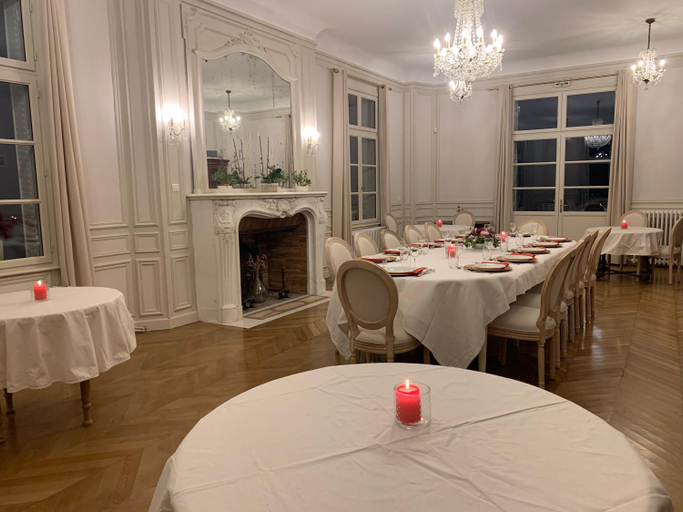 Food & Drinks 4, Chateau du Mont de Guny, Aisne
