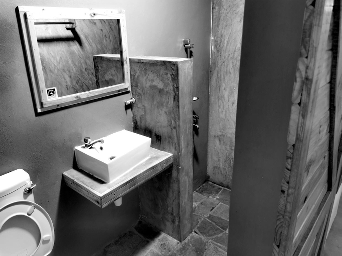 Bathroom 3, Panoramic Paradise