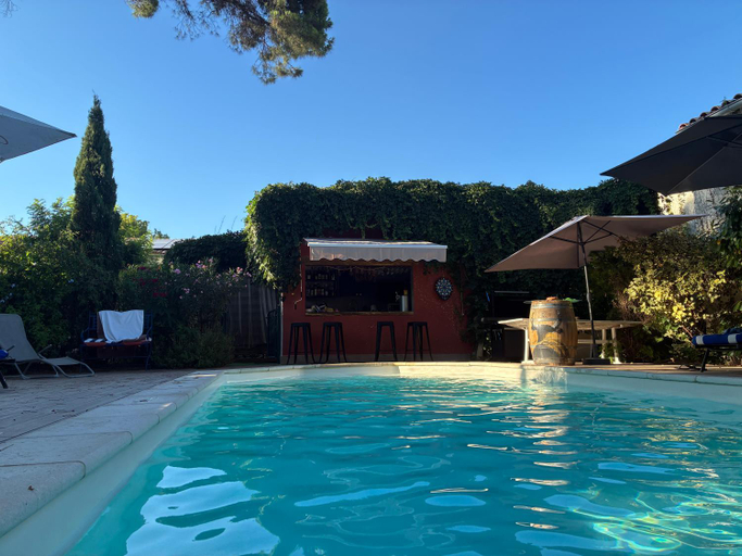 Sport & Beauty 2, GITES - Mas Saint-Louis - Piscine chauffee, Gard