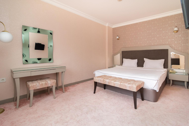Bedroom 3, Asrin Park Hotel, Çankaya