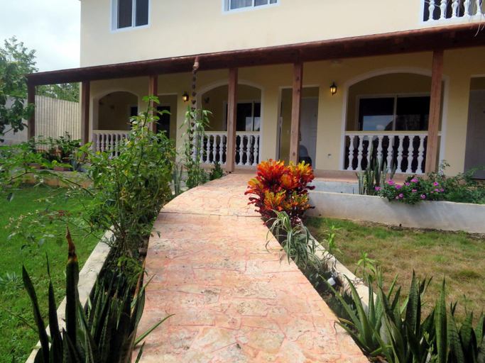Others 5, Casa ARCOIRIS, Santa Bárbara de Samaná