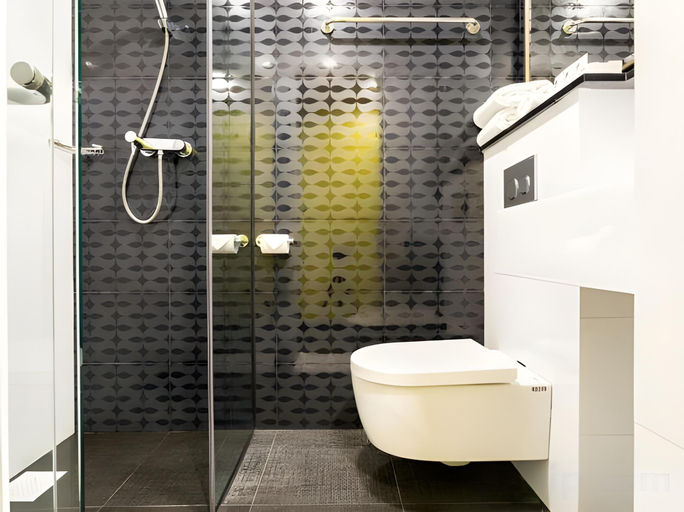 Bathroom 5, Venue Hotel, Singapore
