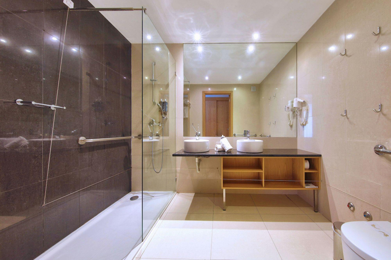 Bathroom 4, Água Hotels Riverside, Lagoa