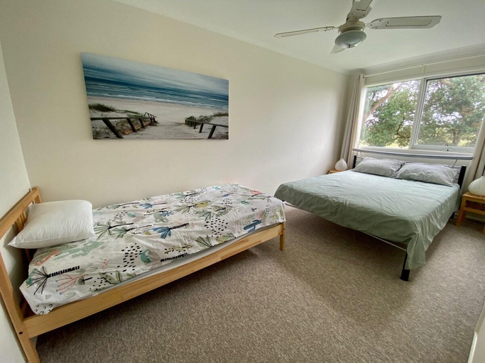 Bedroom 2, The Vibe Sandy Point, South Gippsland - East