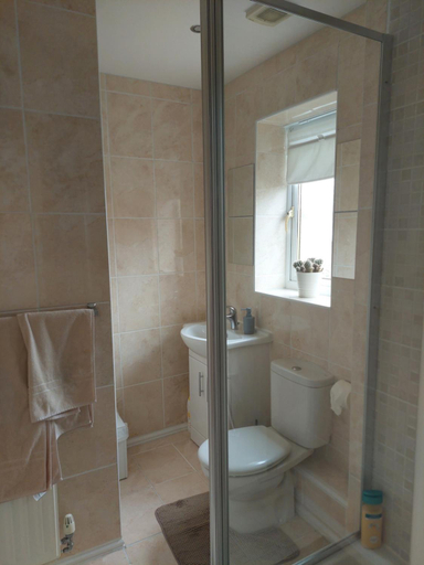 Others 2, 210 Greenlea Court, Kirklees