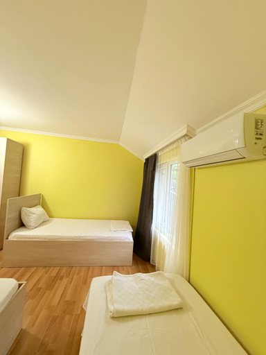 Bedroom 2, Konstantin House, Hopa