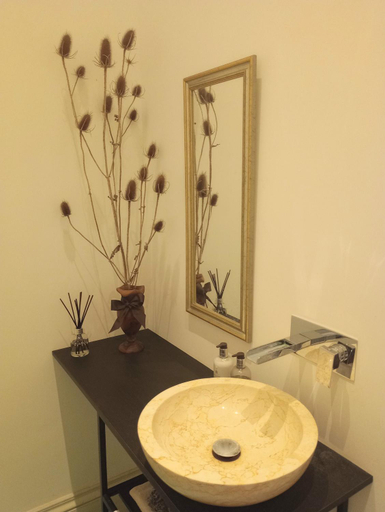Bathroom 5, Hennessy Hunting Estate, Deux-Sèvres