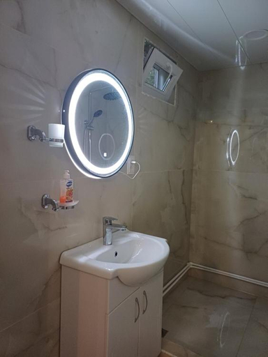 Bathroom 2, Hayk B&B (in Sanahin)