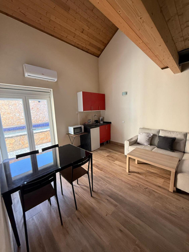 Others 5, Casa dos Diogos, Grândola
