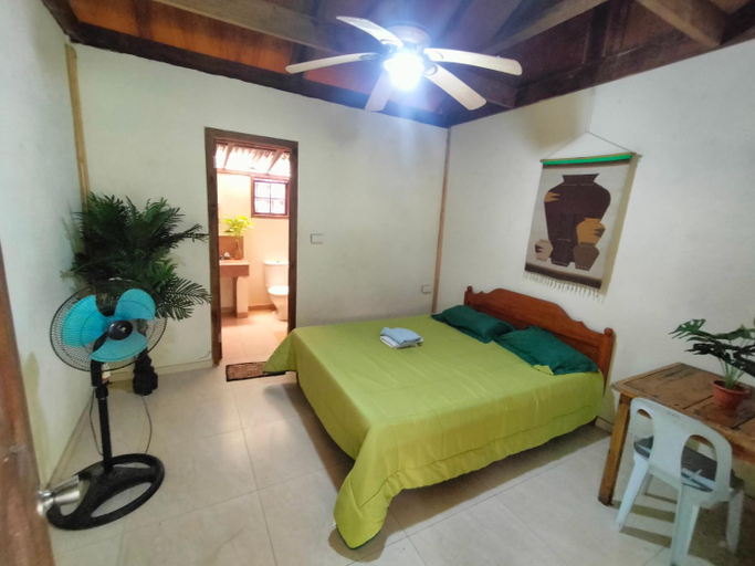Bedroom, Sarse's Paradise Resort, T'Boli