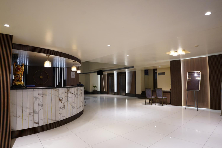 Public Area 2, Hotel Sadanand Regency , Pune