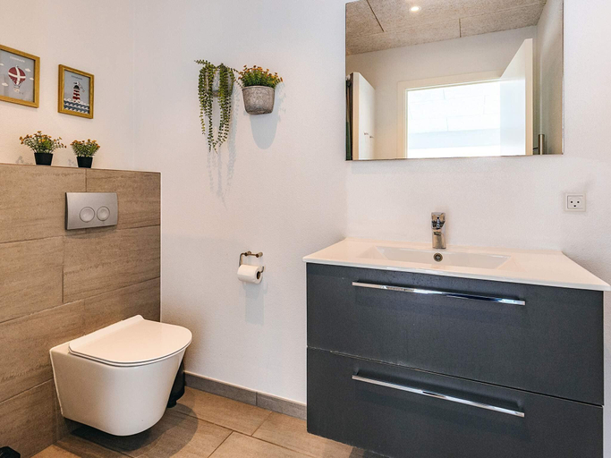 Bathroom 4, Luxury Retreat in Klitmoller - By Traum Ferienwohnungen, Thisted
