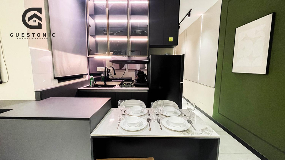 Food & Drinks 4, Neu Suites Cozy Studio by Guestonic, Kuala Lumpur