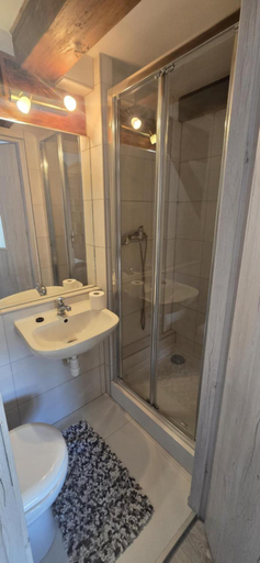 Bathroom 2, Pokoje Goscinne Syrenka, Słupsk