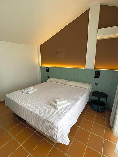 Bedroom 3, Aparthotel Nuramar, Baleares