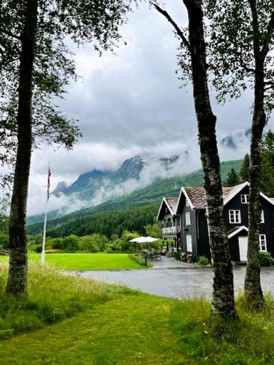 Others 3, Phillipshaugen Lodge, Sunndal