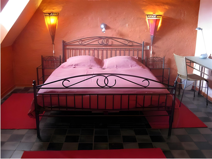 Others 2, B&B Tolkantoor, Terneuzen