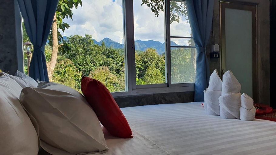 Bedroom 2, Banphumontalang resort, Muang Mae Hong Son