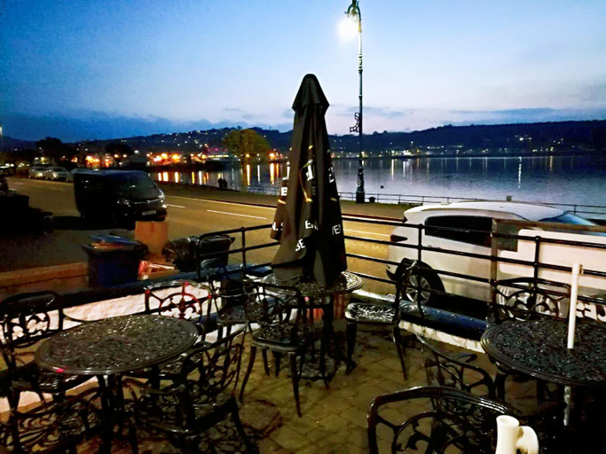 Food & Drinks, Summers Bay hotel, North Ayrshire