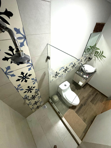 Bathroom 3, Sibo House, Talamanca