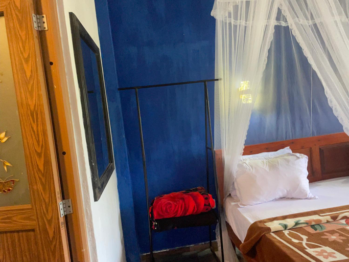 Bedroom 1, The Horizon Root Inn, Ella