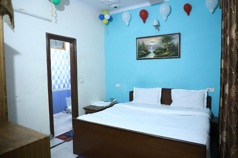 2, Hotel royal golden - CHANDIGARH, Chandigarh
