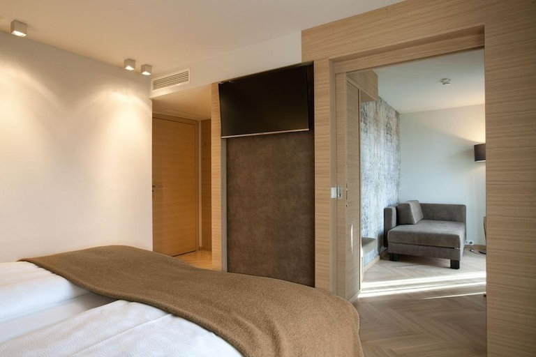 Bedroom 3, Hotel-Restaurant Ammerhauser, Salzburg Umgebung