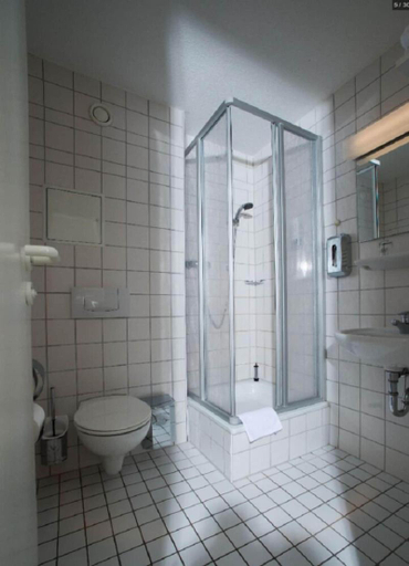 Bathroom 3, Hotel Haus am Ahorn, Vogtlandkreis