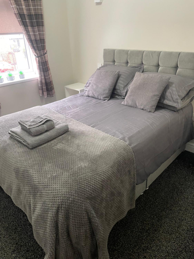 Bedroom 3, The Railway Crossings Inn, Durham