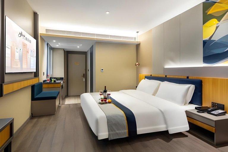 Bedroom 2, Home Inn Style Xinzhou Ancient City, Xinzhou