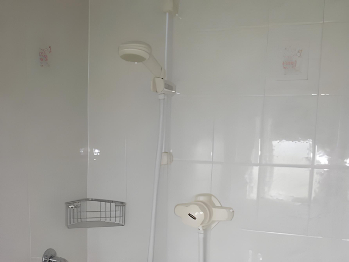 Bathroom 2, Marguerite's B&B