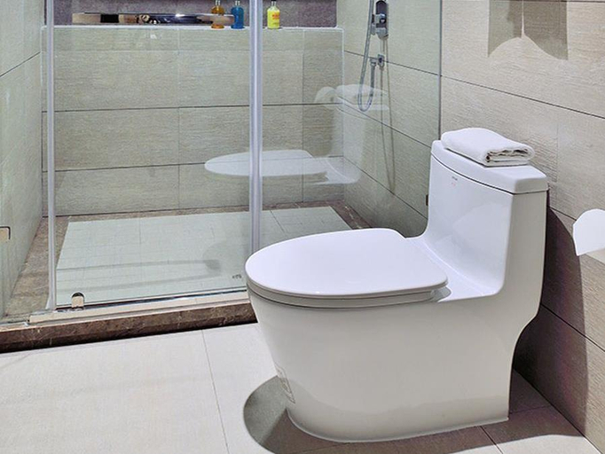 Bathroom 3, Home Inn Plus Shanghai Huaihai Road Sinan Road, Shanghai