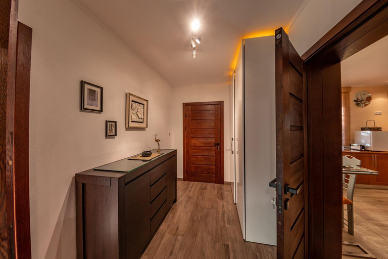 Public Area, Villa Zen с ваннои спа и террасои, Brest