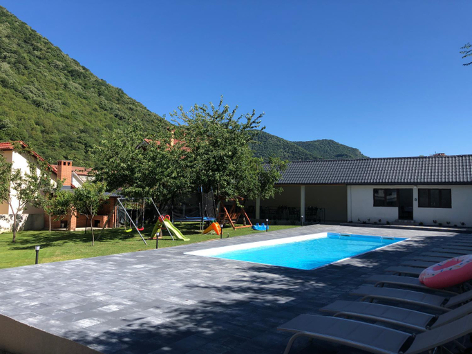 Sport & Beauty, Pensiunea Platinum, Baile Herculane