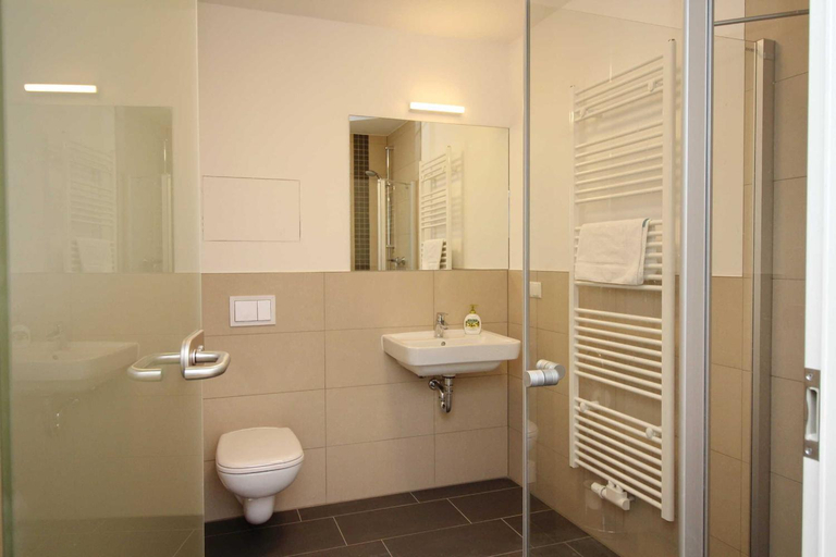 Bathroom 3, Schloss Hohendorf, Vorpommern-Rügen
