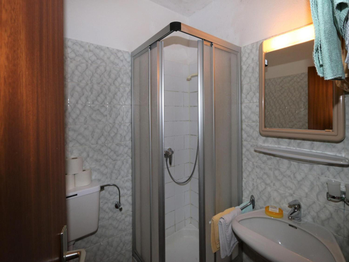 Bathroom 3, Apartment in Vorberg near Dachstein Glacier, Liezen