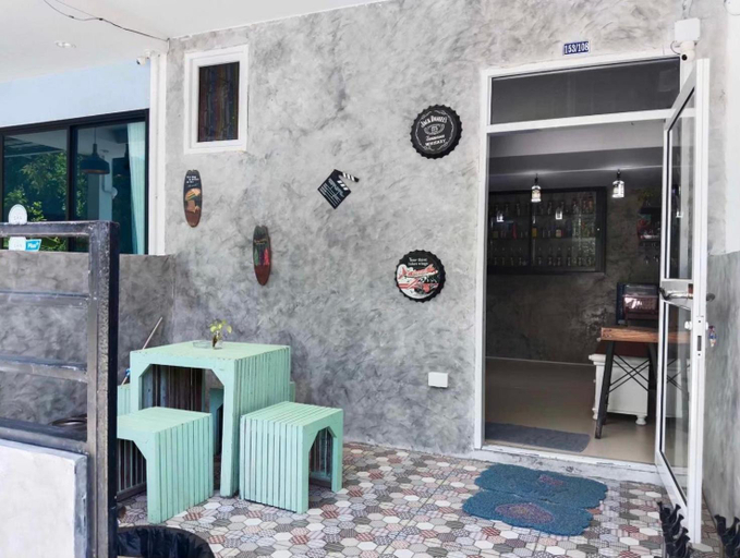 Others 5, Baan Bua Talay, Muang Rayong