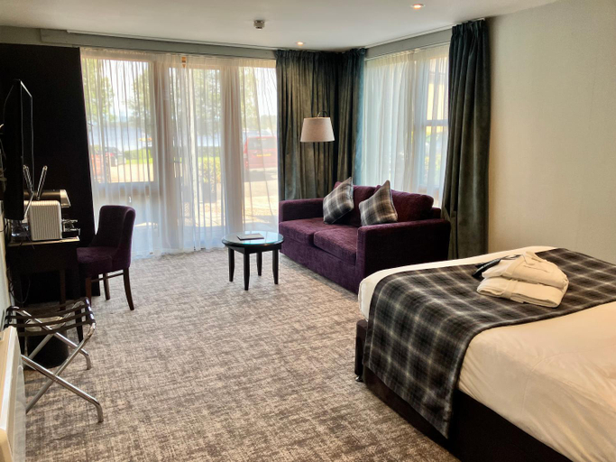 Bedroom 2, Lodge On Loch Lomond Hotel , Stirling